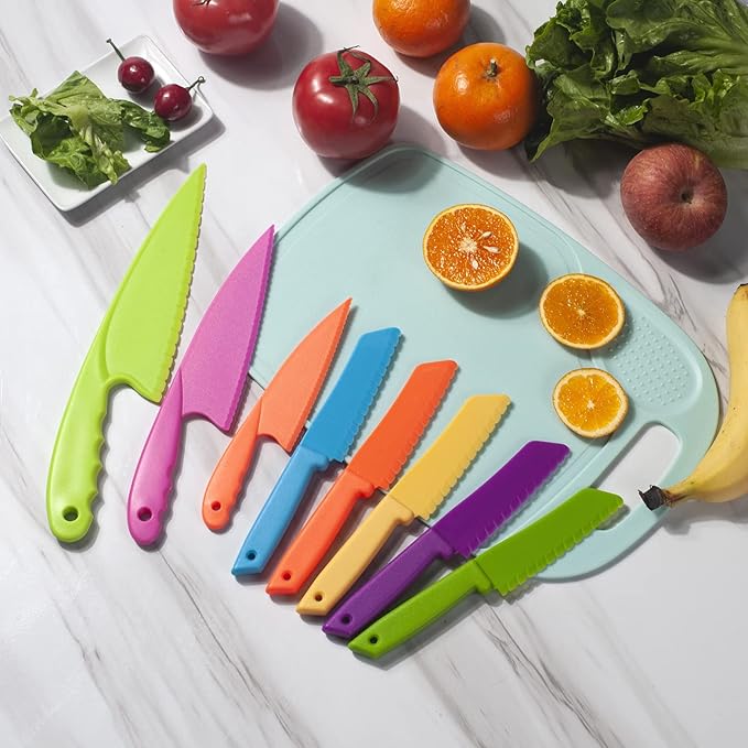 MOTYAWN 8 Pieces Kids Plastic Nylon Cooking Knife Set, Safe Knives for Bread Without BPA,Children's Safe Cooking Chef Nylon Knives for Cooking and Cutting Fruits, Veggies & Cake