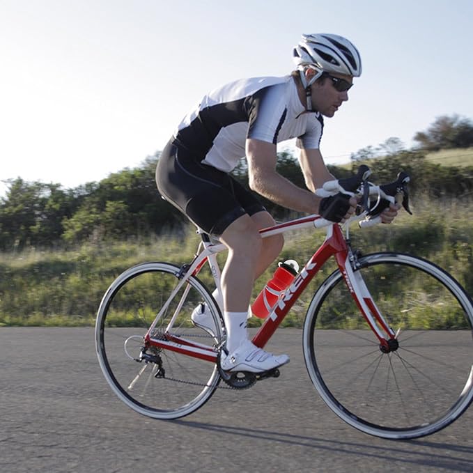 6 Pack 730ml(25oz) Sports Squeeze Plastic Water Bottle With Push Pull Cap and Anti Dust Cover - White