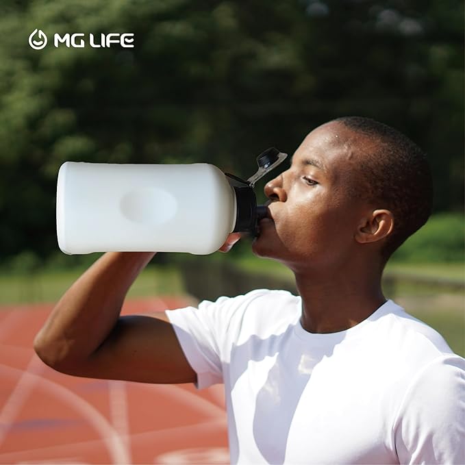 64oz Insulated Water Bottle With Handle, Stainless Steel Thermos With Straw, Water Bottle Holder With Strap, Half Gallon Water Jug, For Water, Iced Tea Or Coffee, On Gym (White)