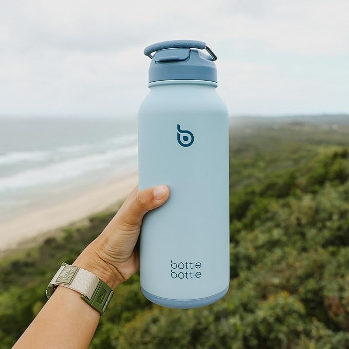 BOTTLE BOTTLE 32oz Insulated Water Bottle Stainless Steel Sport Water Bottle with Straw Dual-use Lid Design for Gym with Pill Box (blue)