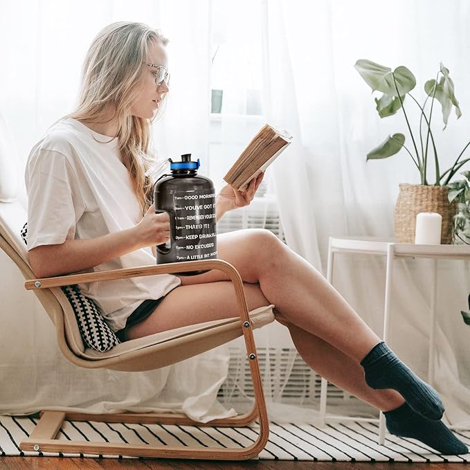 QuiFit 1 Gallon Water Bottle - 128 oz Water Bottle with Times to Drink - BPA Free Motivational Water Bottle with Infuser - Large Water Bottle - Sports Water Bottle 1 Gallon in Gym(Black, 1 Gallon)
