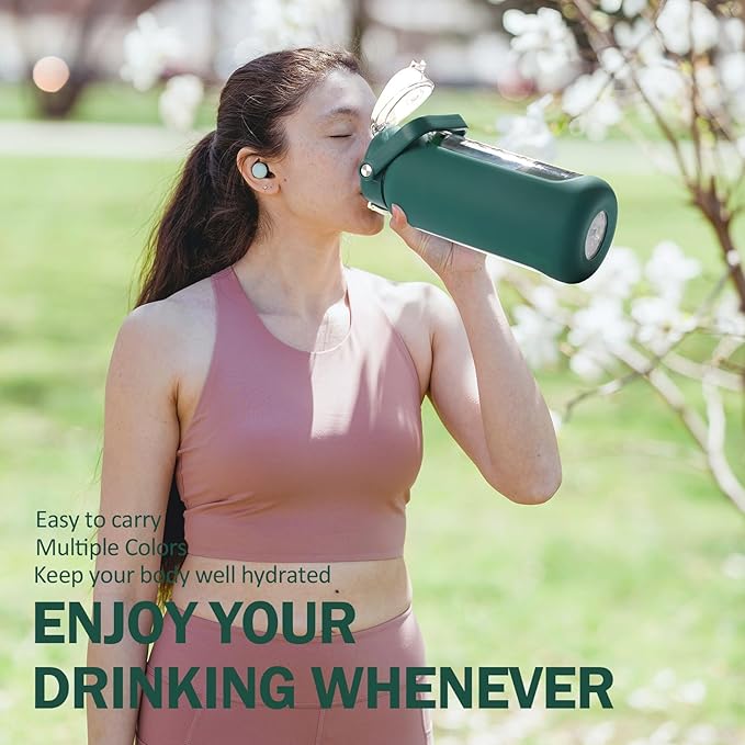 kytffu 64oz Glass Water Bottles with Straw, Half Gallon Motivational Glass Bottle with Silicone Sleeve and Time Marker, 2L Leakproof Large Glass Water Jug for Gym Home Office, Ink Green