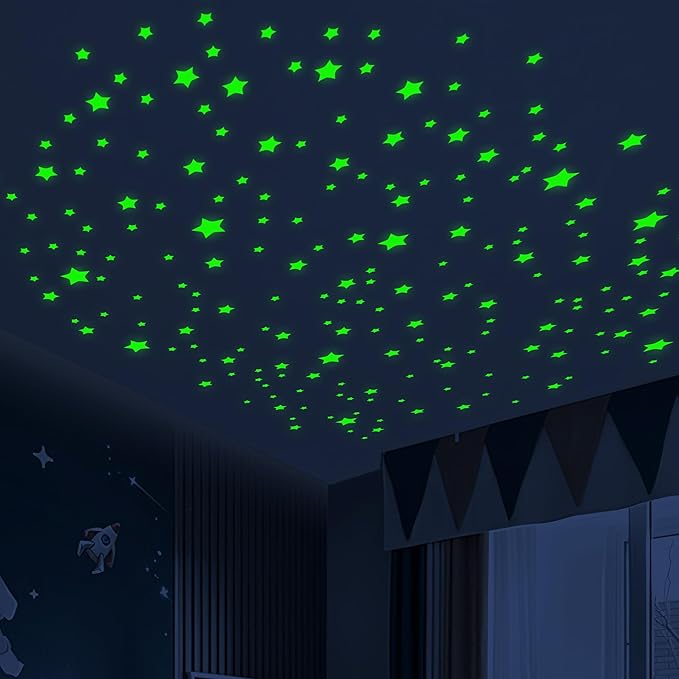 Glow in The Dark Stars for Ceiling, Luminous Wall Sticker, Kids Bedroom Wall Decal, Sticky Fluorescence Star, Gift for Boys and Girls (Green)