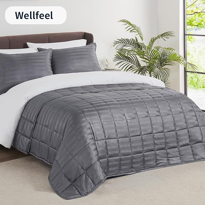 Weighted Blanket Kids, 3lbs Heavy Weighted Blanket 36"x48" Breathable Cooling Blanket, Summer Blankets Ultra Soft Comfort Blanket with Glass Beads for All-Season (Dark Grey)