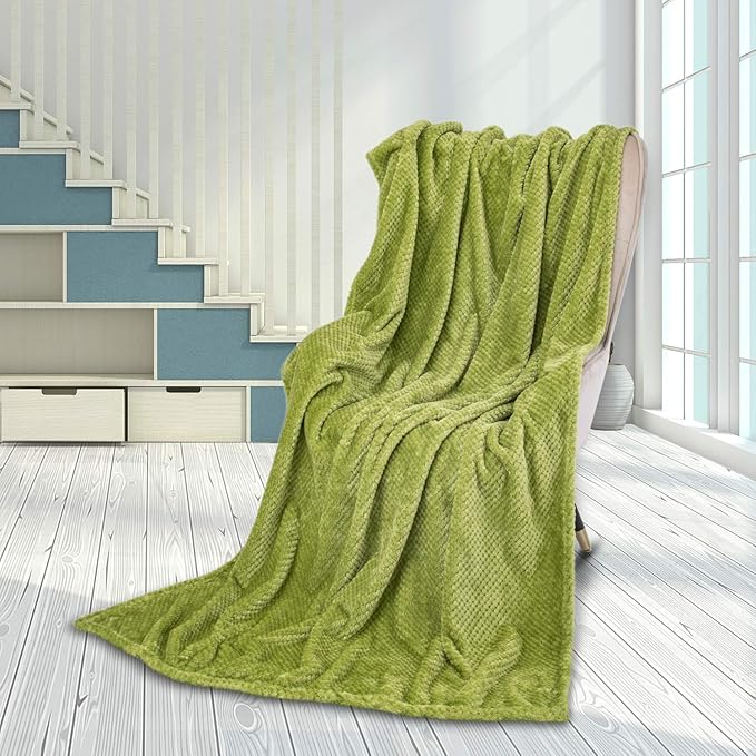 Fuzzy Throw Blanket, Plush Fleece Blankets for Adults, Toddler, Boys and Girls, Warm Soft Blankets and Throws for Bed, Couch, Sofa, Travel and Outdoor, Camping (Throw(50"x70"), L-Avocado)