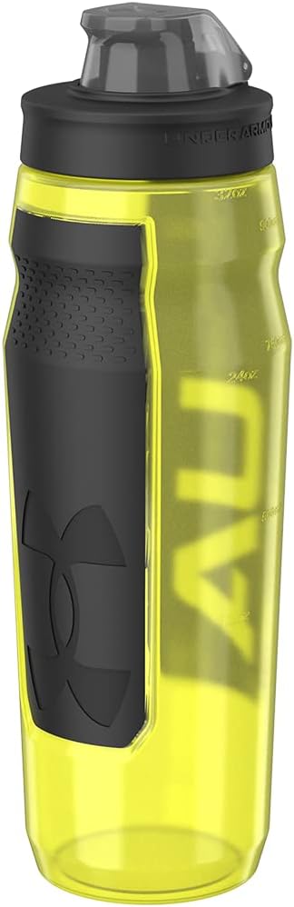 Under Armour 32oz Playmaker Squeeze Water Bottle