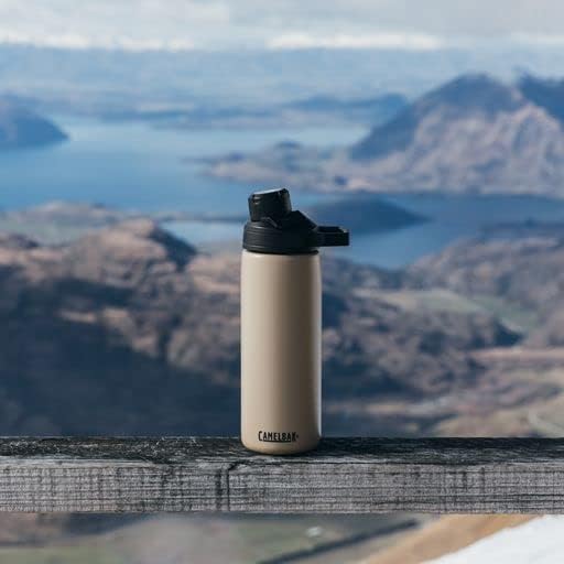 CamelBak Chute Mag 32oz Vacuum Insulated Stainless Steel Water Bottle, Dune