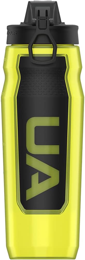 Under Armour 32oz Playmaker Squeeze Water Bottle