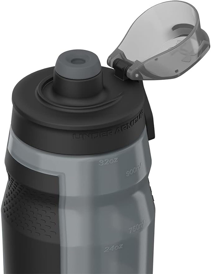 Under Armour 32oz Playmaker Squeeze Water Bottle