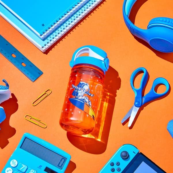 Nalgene Sustain Tritan BPA-Free Kids On The Fly Water Bottle Made with Material Derived from 50% Plastic Waste, Leak Proof, Durable, BPA Free, Carabiner Friendly, Reusable, 12 oz