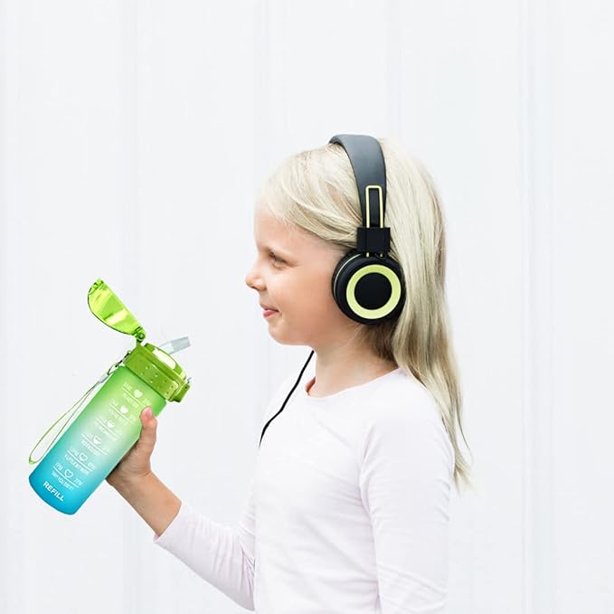 XACIOA Water Bottle with Straw,18oz Plastic Cup with Motivational Time Marker,1L Tritan Sport Lightweight Leakproof BPA-Free,Wide Mouth Fast Flow Ensure You Have Times to Drink,with Straw & Cup Brush