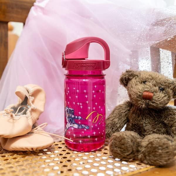 Nalgene Sustain Tritan BPA-Free Kids On The Fly Water Bottle Made with Material Derived from 50% Plastic Waste, Leak Proof, Durable, BPA Free, Carabiner Friendly, Reusable, 12 oz