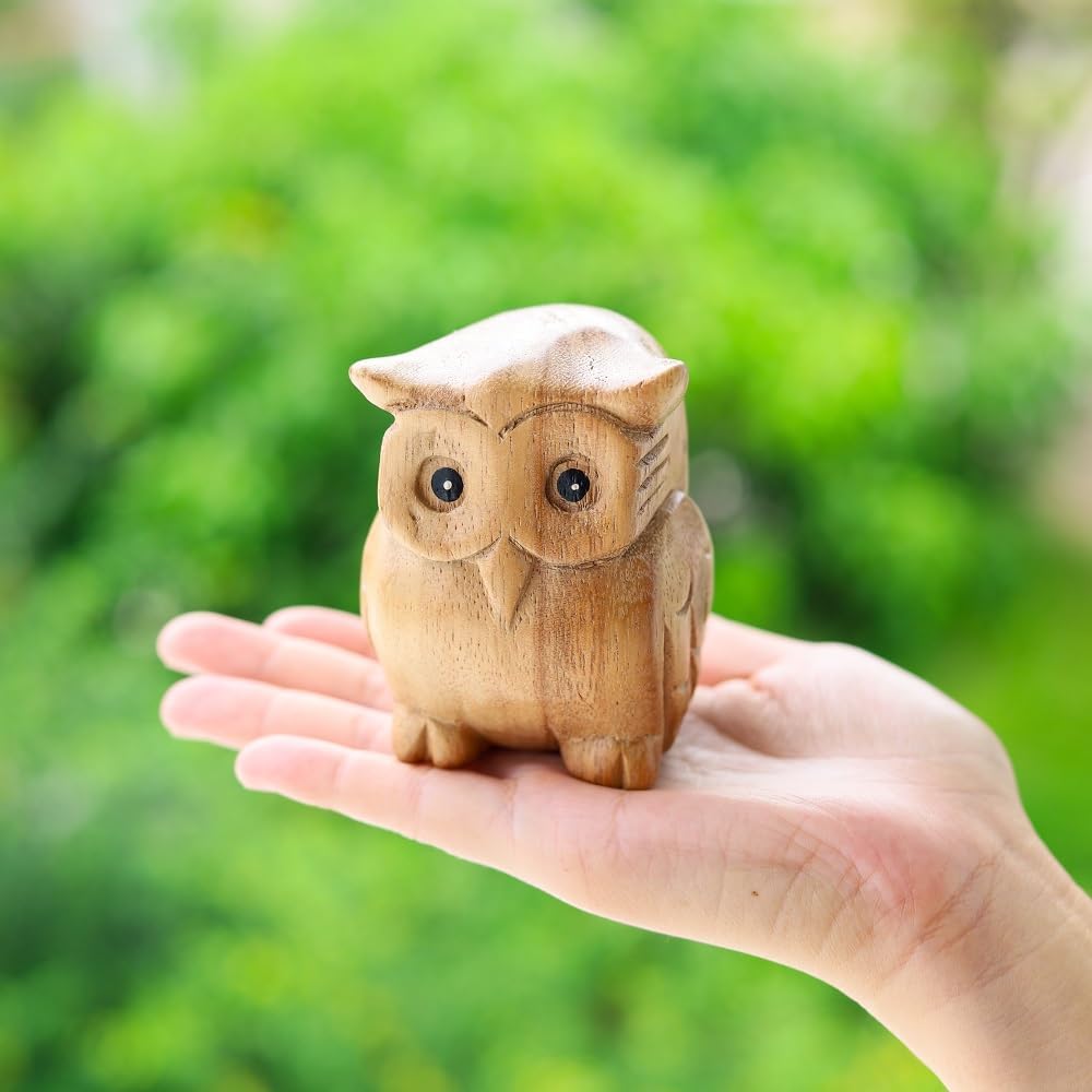 Thai Wooden Hand Carved Wooden Owl Statue, Sculpture Art Decorative Rustic Home Decor Accent Handmade Handcrafted Decoration Natural Color (Owl)