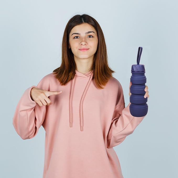 FOLDABLE SILICONE SPORTS WATER BOTTLE BPA FREE FOR WOMEN MEN 550ML CAMPING HIKING OUTDOOR SPORTS DRINKWARE/COLOR BLUE