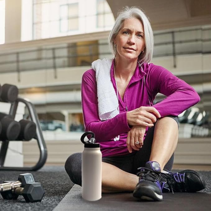 Insulated water bottle with magnetic mobile phone holder, stainless steel water bottle, with invisible magnetic stickers, suitable for various types of mobile phones, multi-angle rotation