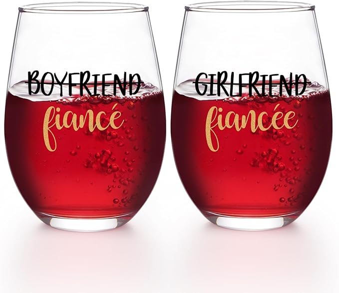 Futtumy Fiance and Fiancee Wine Glass 17Oz, Engagement Gifts for Couples, Engagement Gift, Gifts for Newly Engaged Couples, Engagement Gifts for Boyfriend Girlfriend Him Her Bride Bride to Be