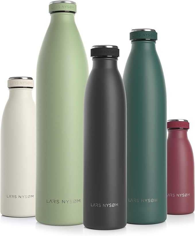 LARS NYSØM Stainless Steel Insulated Water Bottle 12oz 17oz 25oz 34oz 51oz | BPA-free Insulated Thermo Flask for Hot and Cold Beverages | Leakproof Drinking Bottle (Onyx Black, 25oz)