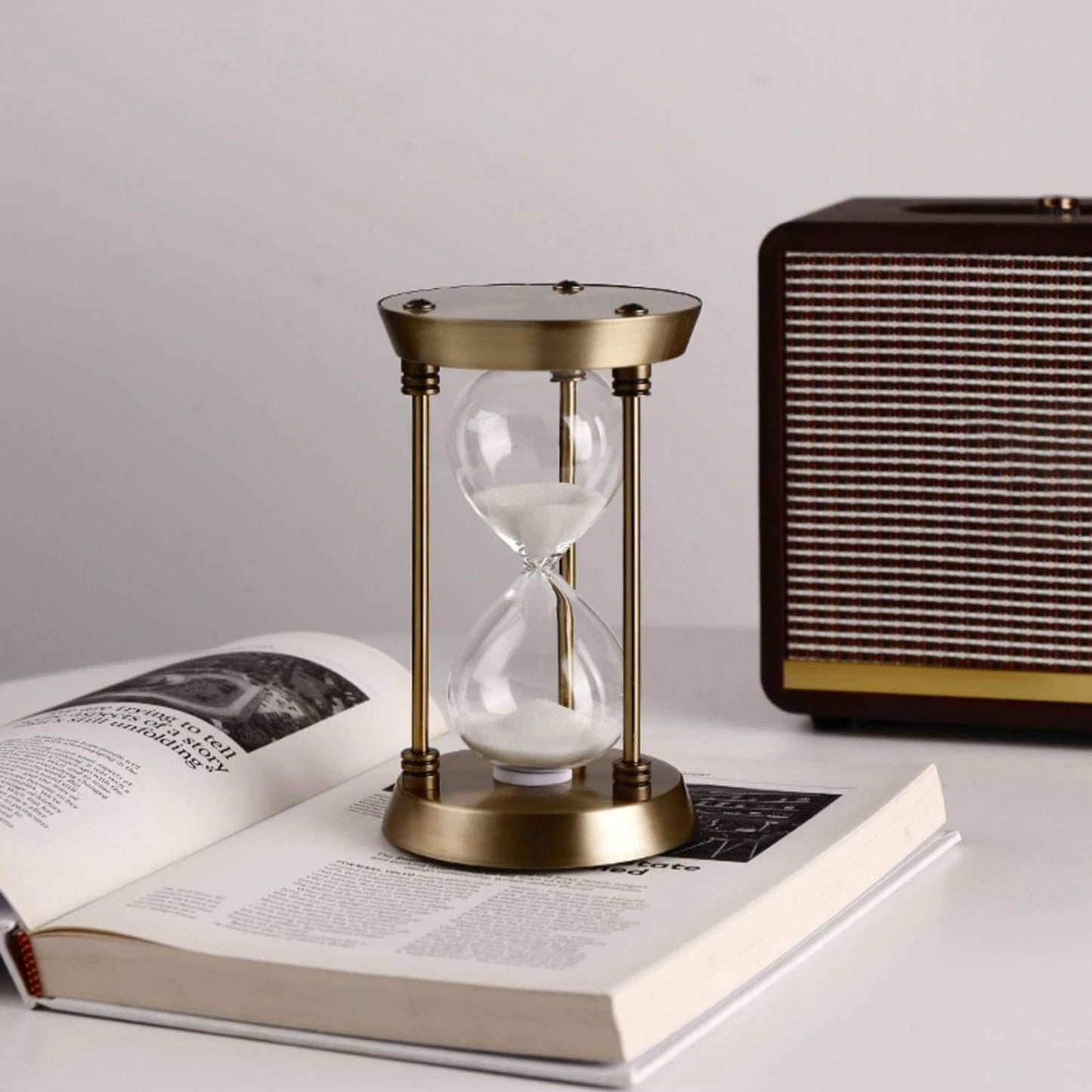 Sand Timer 15 Minutes,Hour Glass,Metal Vintage Hourglass,Hourglass Decor,for Home Decoration Office Desk Wedding Party Decor Kitchen Timer (White Sand)