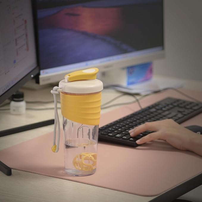 Shaker Bottle for Protein Mixes，24 oz，Protein Shaker Bottles with Whisk Ball, Mixer Bottle, Protein Bottle,Portable Pre Workout Whey Protein Drink Shaker Cup，Yellow