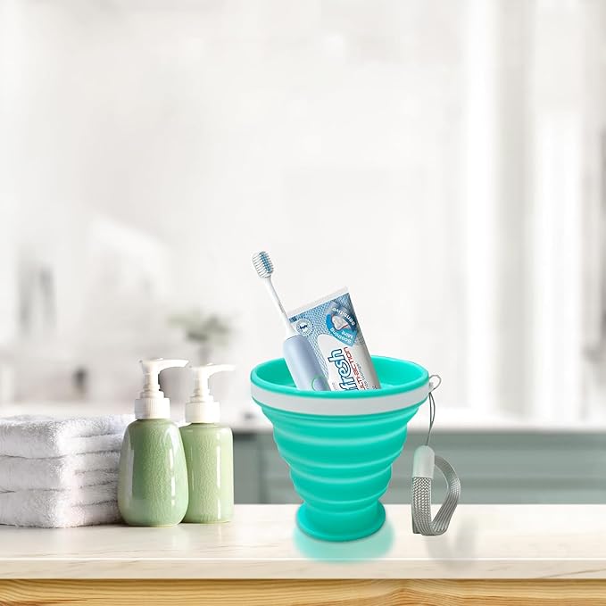 Collapsible Water Bottles 500 ml with silicone collapsible cup 200 ml.Travel Water Bottle Portable Hiking Water Bottle Reusable BPA Free Silicone Water Bottles.(Pink Camouflage+Pink)