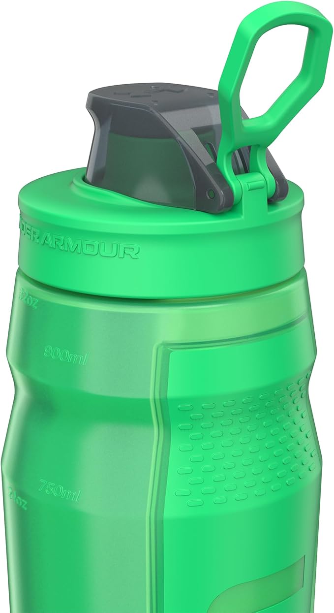 Under Armour 32oz Playmaker Squeeze Water Bottle