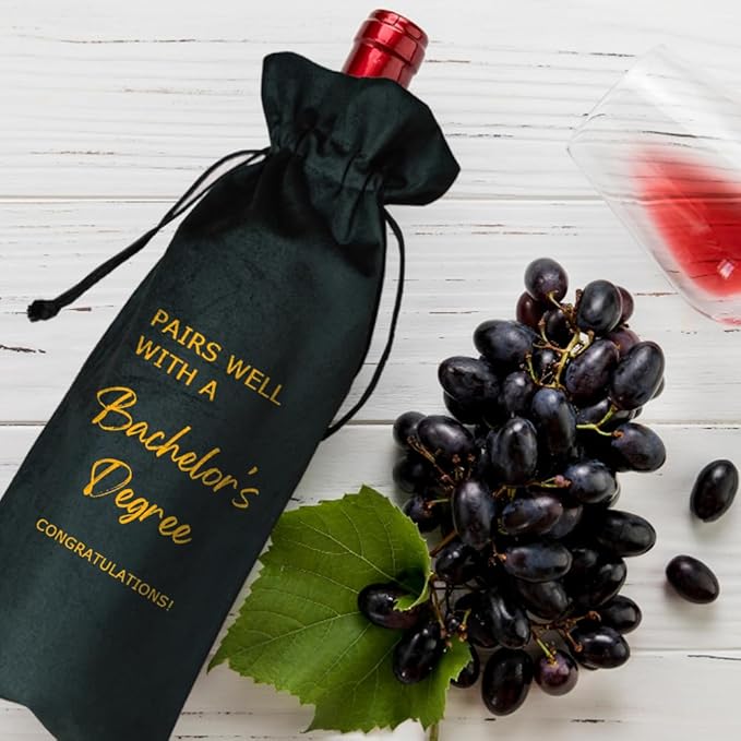 Graduation Gift Wine Bag, Bachelor's Degree Graduation Wine Bag, Bachelor's Gift, Pairs Well With A Bachelor's Degree (Bachelor's Degree-Black)