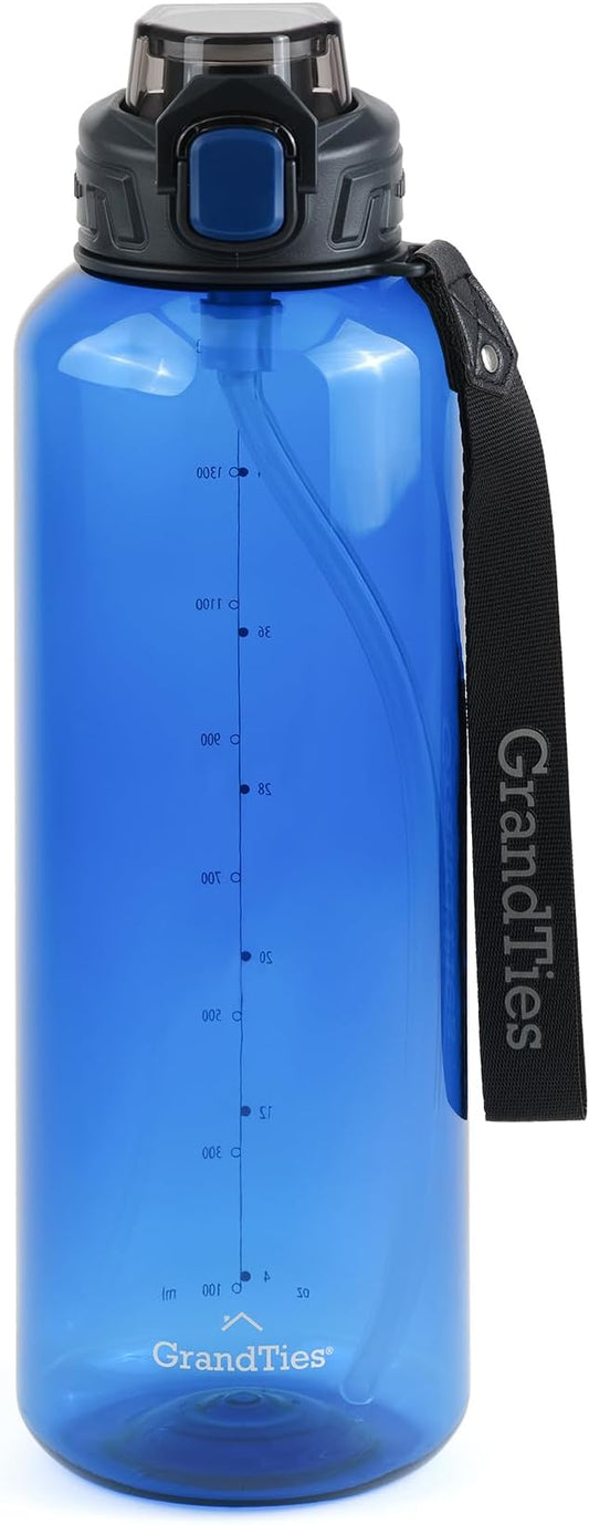 GRANDTIES Sports Tritan Plastic Water Bottle with Straw, Removable – Leakproof BPA Free Dishwasher Safe Travel Water Bottle with Strap – Reusable Water Bottle for Gym, Outdoor, Fitness 52oz Navy