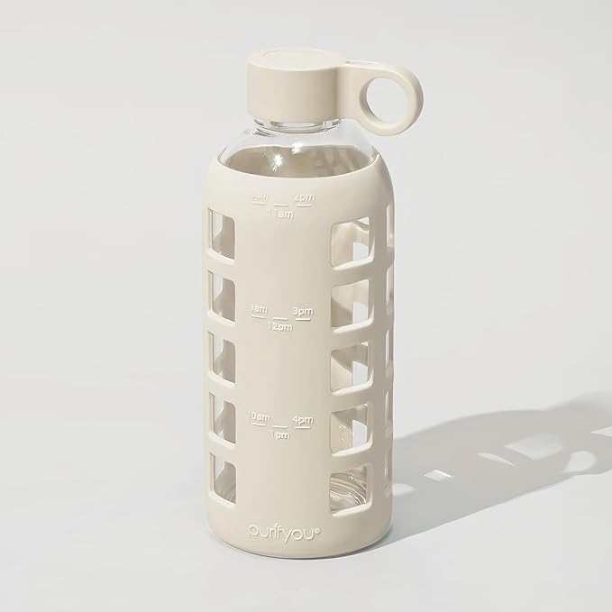 purifyou Premium 40/32 / 22/12 oz Glass Water Bottles with Volume & Times to Drink, Silicone Sleeve & Stainless Steel Lid Insert, Reusable Bottle for Fridge Water, Milk, Juice (22oz Pearled Ivory)