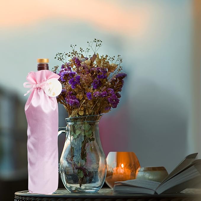 PLIGREAT 20 Pcs Satin Wine Bags Pink Wine Gift Bags with Drawstrings and Tags, Wine Bottle Bags Reusable Covers for Wedding, Birthday, Dinner Party, Christmas Congrats Gift Bags, Wine Wrapping Bags