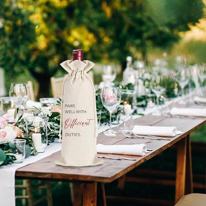 Wedding Gifts for Officiant, Wedding Officiant Wine Bag for Wedding Day, Best Officiant Ever, Pairs Well With Wedding Officiant, Drawstring Burlap Wine Bag, 1 Wine Bag With 1 Thankful Card (Red)