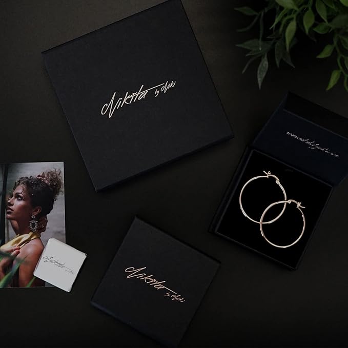 NIKITA Crystal Bottle Stopper - Natural Quartz Agate Bar Accessory in Gold or Silver - Engagement Gifts for Couples Newly Engaged or Bride to Be - Wine seal - Wine Stopper (Gold)