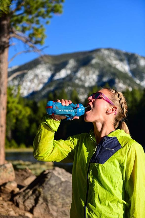 Ultraspire Iso Versa 2.0 Blue Grey Runners Water Bottle Handheld with Hand-strap