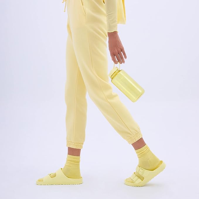 Nalgene Monochrome BPA-Free Recycled Water Bottle for Backpacking, Hiking, Gym - 32 oz Shatterproof Reusable Bottle