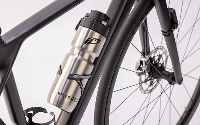 Speedfil Speedflask 21oz. Vacuum Insulated Stainless Steel Cycling Sports Water Bottle with NEW Bounce Back Lid 2.0 (Silver)