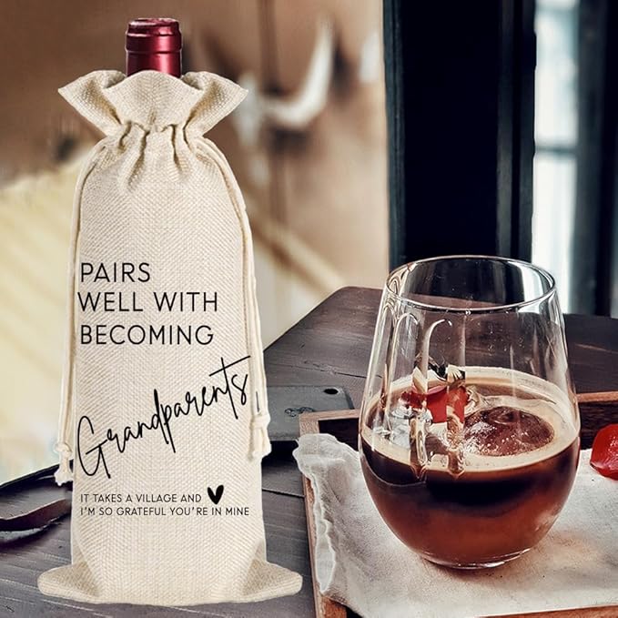 Qubereeree New Grandparent Gift, Pairs Well with Becoming Grandparent Gift, Baby Shower Wine Gift Bag Baby Announcement Pregnancy Reveal Gifts for Grandparent, New Grandpa Grandma to be Wine Bag