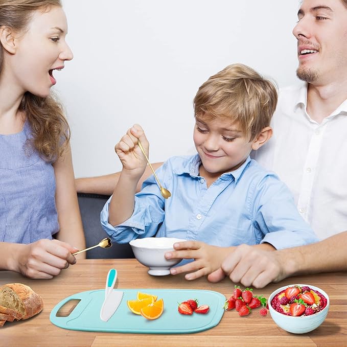 Childrens Knife Set, Kids Children Knives Safe Cooking Firm In 3 Sizes Colors Real Fit Beginners Nylon Fruit Sandwich Salads Vegetables Cakes Kid Friendly Sturdy Love Spoon 4Pack