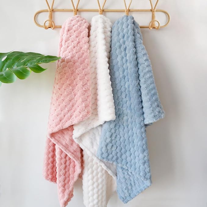 HOMRITAR Baby Blanket for Boys or Girls 3D Jacquard Fluffy Fuzzy Blanket for Infant, Soft Warm Cozy Flannel Fleece Warm Blanket Nursery, Stroller Toddler Bedding (30 x 40 Inch, Blue)