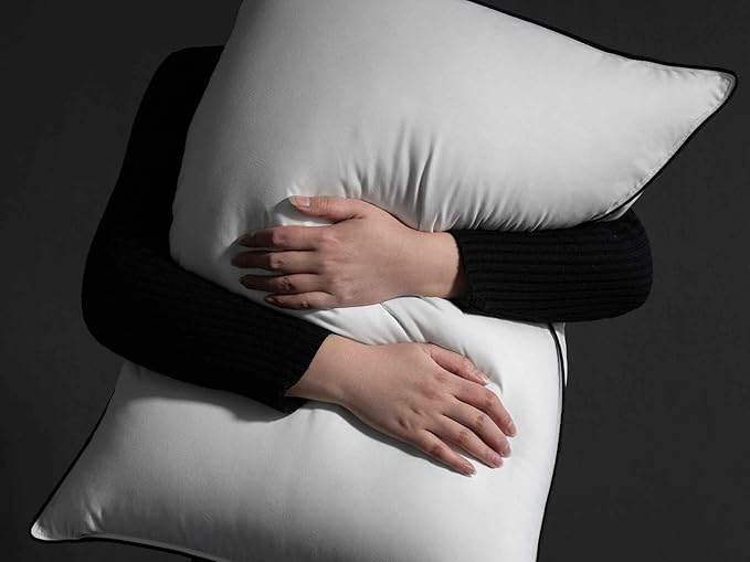 MAXICOZY Premium Hungarian Goose Down Pillows King Size, 3-Chamber Bed Pillows Cotton Blend Shell, Luxurious Soft Cloud Pillow for Back, Stomach or Side Sleepers(King, 1 Pack)