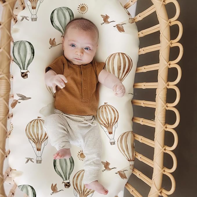 GRSSDER Stretchy Ultra Soft Fitted Bassinet Sheet Set 2 Pack, Universal Fitted for Bassinets Baby Cradle Moses Basket Oval Rectangle Mattress Safe and Snug, Neutral Pattern of Cars Print