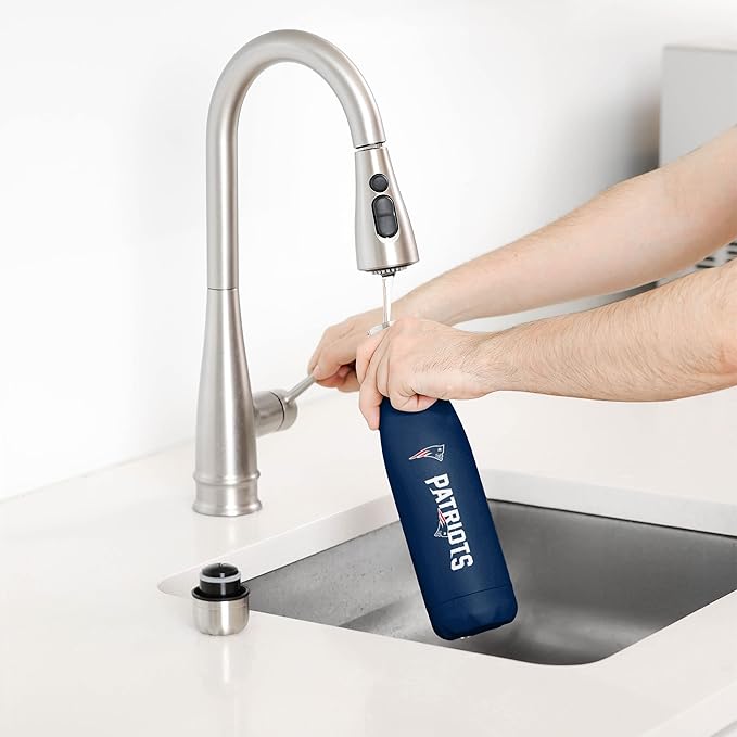 FOCO NFL unisex-adult NFL Team Logo Wordmark Chill Water Bottle