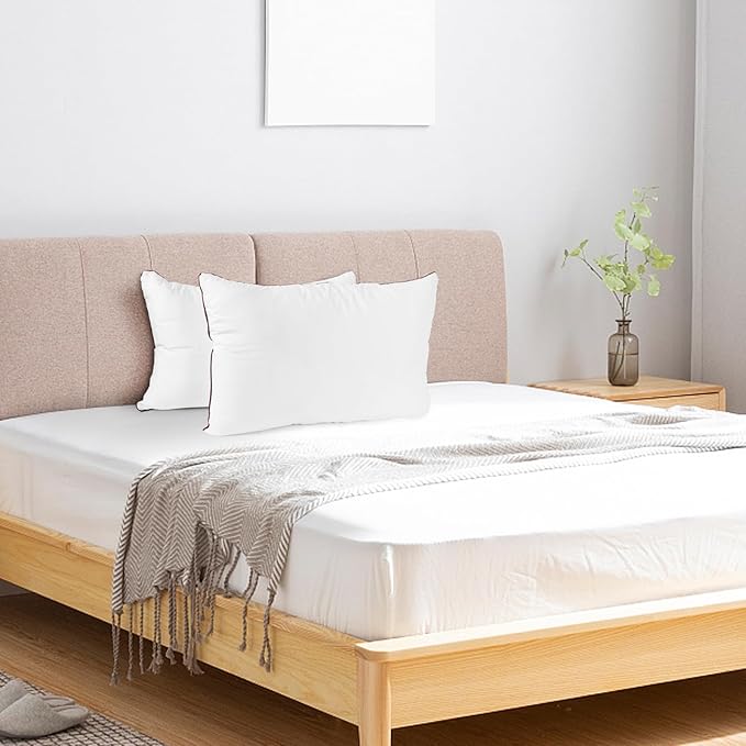 Luxury Comfort Bed Pillows - Hypoallergenic Polyester Microfiber Material - Premium Sleep Support for Side, Back, and Stomach Sleepers - Set of 4, Queen Size 18 x 28 inches, 45 cm x 70 cm
