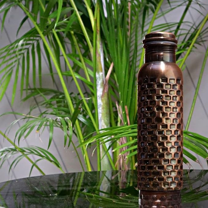 Copper Water Bottle 32 oz Hammered Vintage Modern Design Handcrafted Ayurvedic Copper Vessel For Drinking Water Bottle Travel Water Bottle for Gym, Office, Hiking, Outdoor Hammered Water Vessel