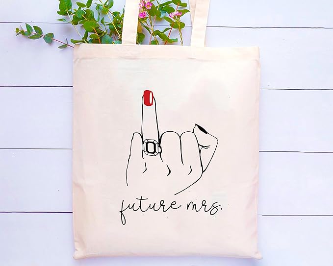 LIBIHUA Future Mrs – Shoulder Bag Shopping Bag Tote Bag Gift – Engagement Gifts for Women - Bride to Be - Newly Engaged - Bridal Shower Gift for Bride - Bachelorette Party Gifts for Her