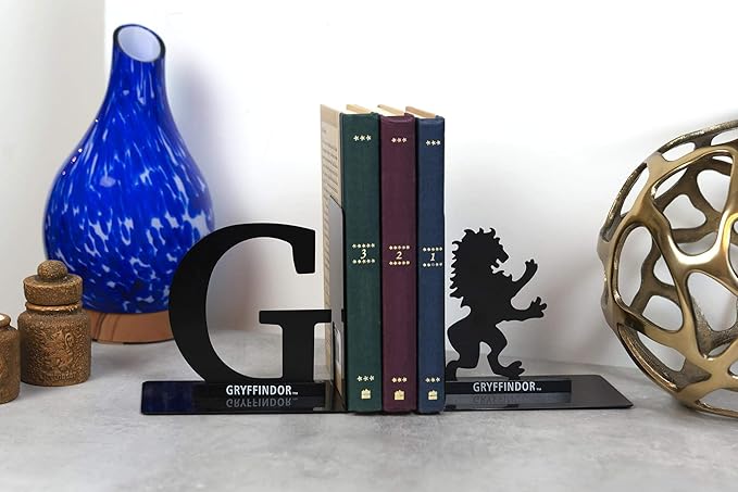 Harry Potter Metal Bookends - Black Hogwarts House Gryffindor Diecast Design - Decorative Book Holder - Home, Office, Kitchen, Room Decor - Books Collection Display for Shelves - Desk Accessories Set