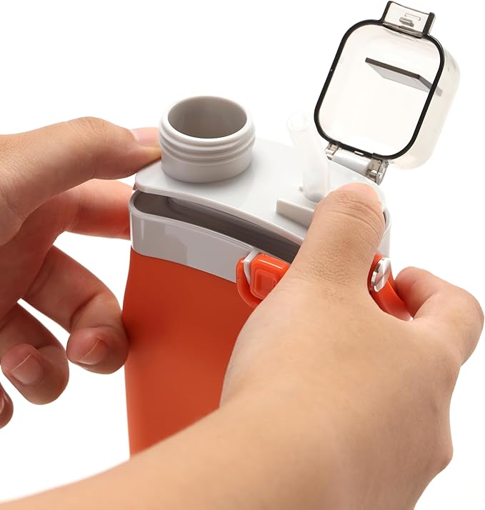 Collapsible Silicone Water Bottle - 600ml, BPA-Free, Portable and Leak-Proof with Carrying Handle for Travel, Camping, Hiking, Fishing, Swimming, Biking