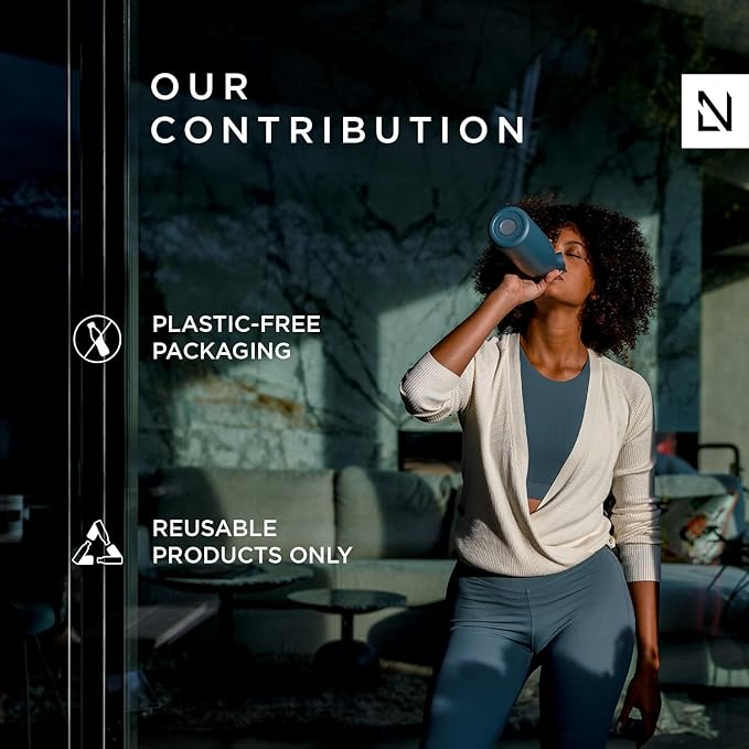 LARS NYSØM Stainless Steel Insulated Water Bottle 12oz 17oz 25oz 34oz 51oz | BPA-free Insulated Thermo Flask for Hot and Cold Beverages | Leakproof Drinking Bottle (Berry, 34oz)