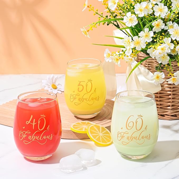 DAZLUTE 40th Birthday Gifts for Women, 40 & Fabulous Wine Glass with 1 Pack Reusable Burlap Wine Bag, 40 Year Old Wine Glass Birthday Gift for Women Mom Friend Sister Wife Aunt Coworker, 17 Oz Gold