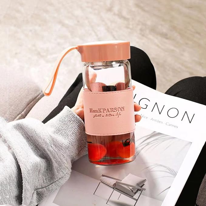 Glass Water Bottles 16 Oz Borosilicate water bottle-with sealing cap and Holsters and filters - BPA free,Men and Women Portable Glass Bottle (Green)