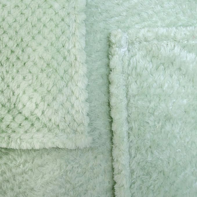 Fuzzy Throw Blanket, Plush Fleece Blankets for Adults, Toddler, Boys and Girls, Warm Soft Blankets and Throws for Bed, Couch, Sofa, Travel and Outdoor, Camping (Throw(50"x70"), L-Pastel Green)