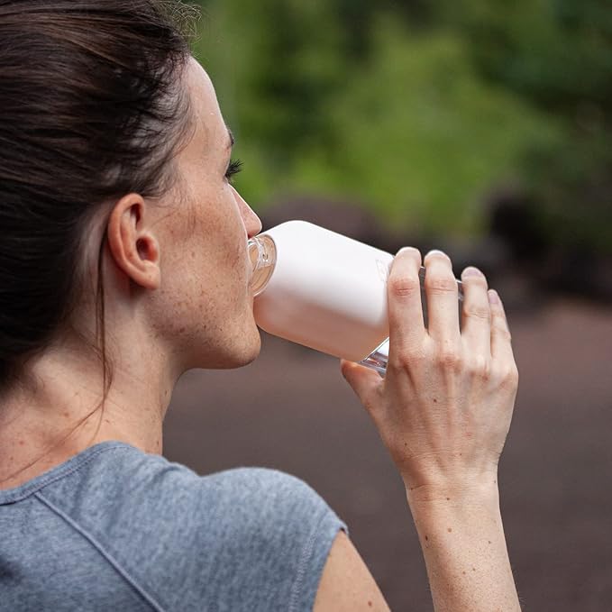 monbento - Clear Reusable Water Bottle MB Positive M Natural Cream - 17 floz/500 ml Water Bottle Perfect for Work, Travel, Sport, Picnic - Compact, Leakproof BPA Free Water Bottle - Beige